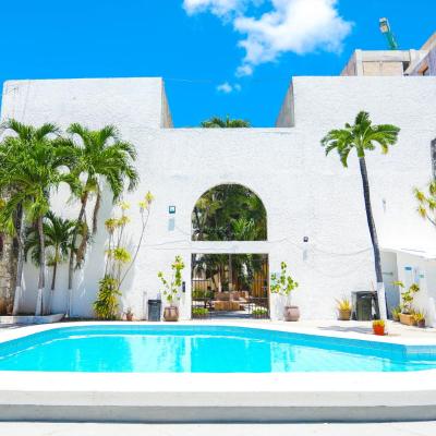 Hotel Parador (Av. Tulum 26, SM 5, MZ 5 Lote 1 77500 Cancún)