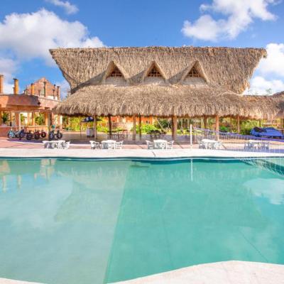 Hacienda Ixtlan Cozumel (Avenida Juarez Esq, Av. Felix González Canto sn, 77600 San Miguel de Cozumel, Q.R. 77600 Cozumel)