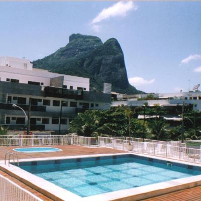 Tropical Barra Hotel (Avenida do Pepê, 500 - Barra da Tijuca 22620-170 Rio de Janeiro)