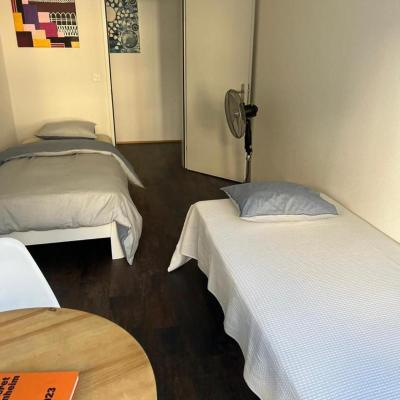 Basel-Stadt Gundeldingen Zimmer 402, WC in the hallway, outside the room (171 Gundeldingerstrasse 4053 Bâle)