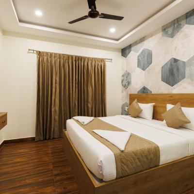 V V Grand (16 Station Road 600033 Chennai)