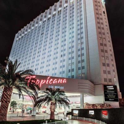 Tropicana Las Vegas a DoubleTree by Hilton Resort & Casino - Free Parking (3801 Las Vegas Boulevard South NV 89109 Las Vegas)