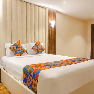 FabHotel Dreams Inn (Hotel Dreams, Above Nci Furnishing, 52 Indraprasth Society, Sholapur Rd, Near Bajaj Yamaha Showroom, Hadapsar 411028 Pune)
