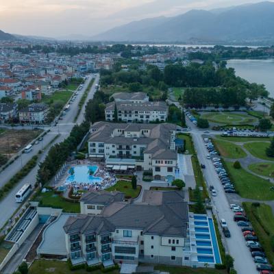 Hotel Du Lac Congress Center & Spa (Leoforos Karolou Papoulia 45221 Ioannina)