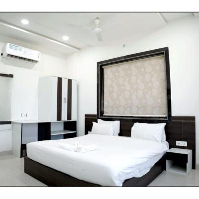 Meridian Hotel & Resort (Jaisalmer Bypass Road 342008 Jodhpur)