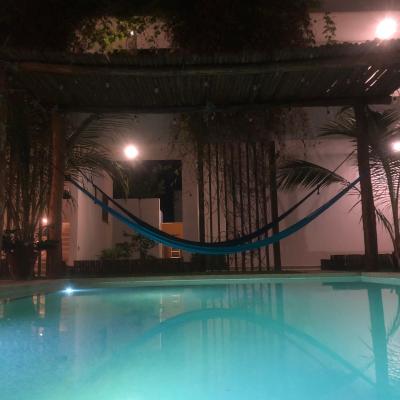 Hotel Suites REYVAJ (300 Calle 6 97130 Mérida)