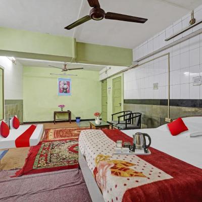 Hotel Rajdoot Near Phoenix Palladium (19,  Jackeria Bunder Road,  Adjacent Cotton green station,  Mumbai  400033 Mumbai)