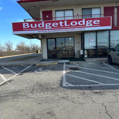 Budgetlodge (11900 North I-35 Service Road OK 73131 Oklahoma City)