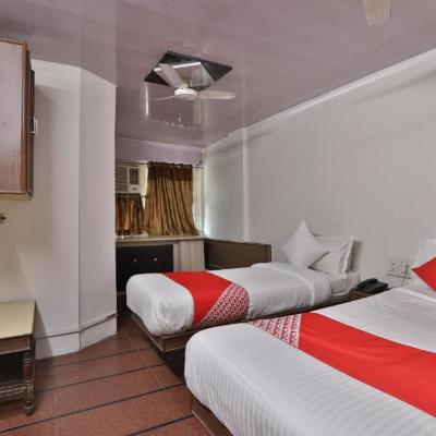 Hotel Maninagar Residency (Hotel Maninagar Residency 1st floor dk complex 380008 Ahmedabad)