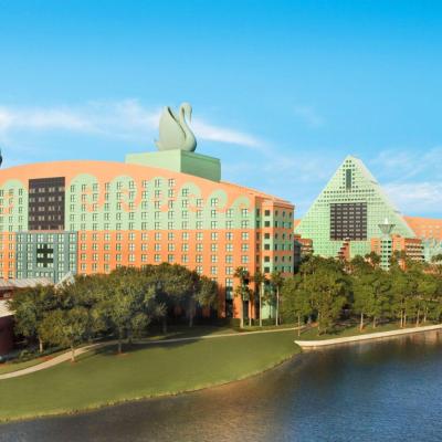 Walt Disney World Swan (1200 Epcot Resorts Boulevard FL 32830 Orlando)