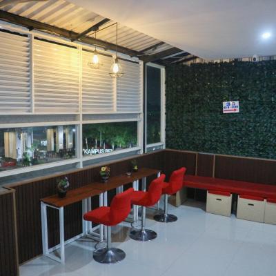 K1 UPN (209 Jalan Rungkut Madya 60293 Surabaya)