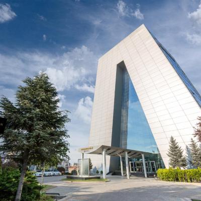 Metropolitan Hotels Ankara (Oguzlar Mah. 1377.Sok.No:28 Konya Yolu Üzeri, Balgat 06520 Ankara)