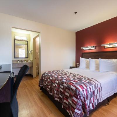 Sacramento Inn & Suites (4327 Watt Avenue CA 95821 Sacramento)