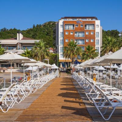Cettia Beach Resort (Cumhuriyet Bulvari No:51 Siteler 48700 Marmaris)