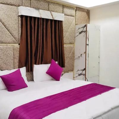Hotel Karnavati (4floor Urja Avenue Near Tanishq Jewellers Visat Tapovan Main Road Motera 380005 Ahmedabad)