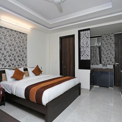 Tipsyy Inn 015 (V block, DLF phase 3 122010 Gurgaon)