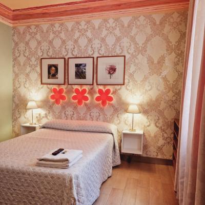 Casa de Huespedes Dolce Vita (San Bartolome, 4 28004 Madrid)