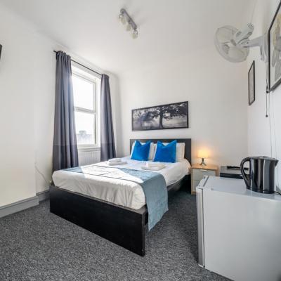 Ryam Suites (230 Commercial Road, Tower Hamlets E1 2NB Londres)