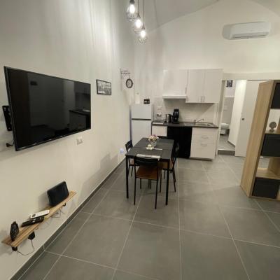 La Maison Di Elena (804 Corso San Giovanni a Teduccio 80146 Naples)