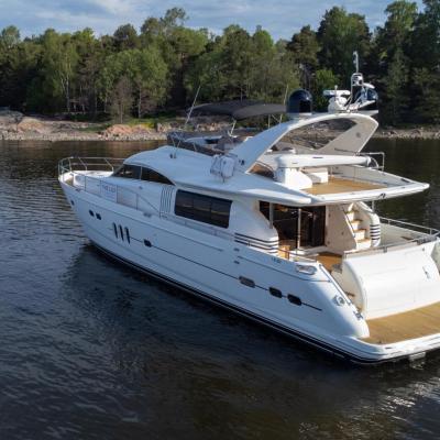 High-class Luxury Yacht - Princess 75 (4 Kanavaranta 00160 Helsinki)