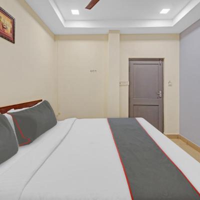 G Silver Hotels Mount Road (91,  Triplicane High Road,  Triplicne 600005 Chennai)