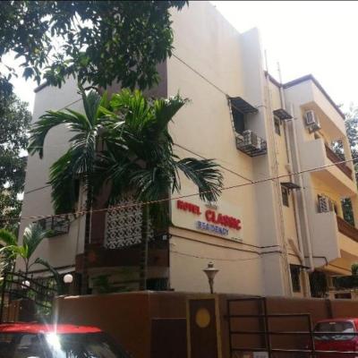 Hotel classic residency (Andheri new link road, near jai matadi mandir lane, tulsi baug, Opp. RBI Qtrs stop, Chakala , Andheri (East). 400093 Mumbai)