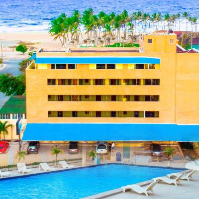 Golden Beach Hotel (Av. Dioguinho 4455 60183-703 Fortaleza)