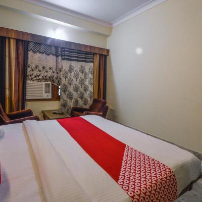 Hotel Vinayak (Kalaji Goraji,Gulab Bagh Road, 313001 Udaipur)