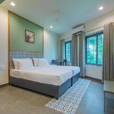 ARYAAS REGENT (ARYAAS REGENT 682039 Cochin)