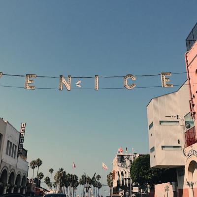 Venice Beach Garden Hostel Boutique Shared Pods and Private Cabins (866 Brooks Avenue CA 90291 Los Angeles)