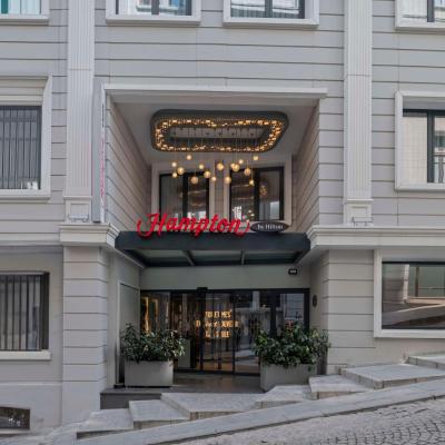 Hampton By Hilton Istanbul Sirkeci (Hobyar Mh Hocam Kasim Köprü Sk No 5 34112 Istanbul)