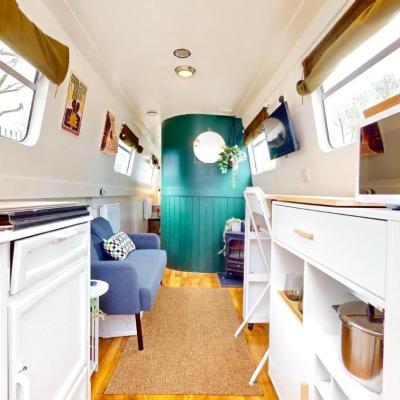 Executive houseboat in Little Venice (Maida Avenue W2 1ST Londres)