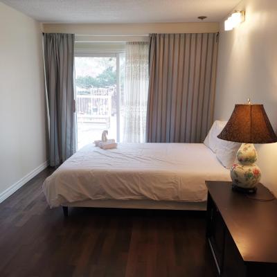 Private Rooms in House in North York Shared Kitchen (22 Mintwood Drive M2M 3A7 Toronto)