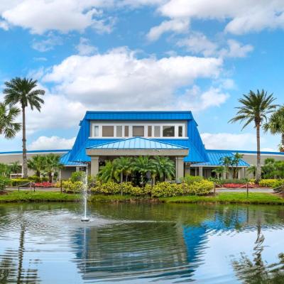 Hilton Vacation Club Aqua Sol Orlando West (17777 Bali Boulevard FL 34787 Orlando)