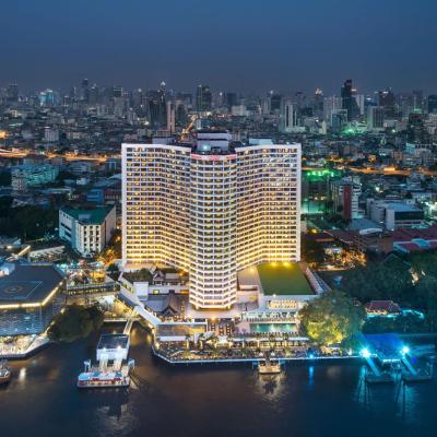 Royal Orchid Sheraton Hotel and Towers (2 Charoen Krung Road Soi 30 (Captain Bush Lane) 10500 Bangkok)