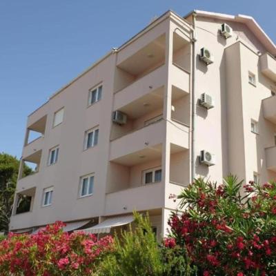 SARITA Apartments 1 (Zadarska ulica 1m 21300 Makarska)