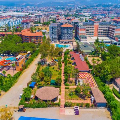 CLOVER MAGIC GARDEN BEACH HOTEL (Mustafa Kemal BulvarÄ± No: 4/A 07491 Alanya)