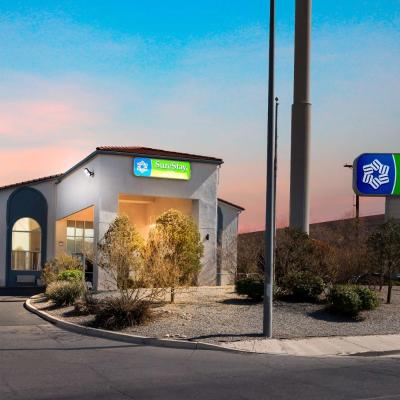 Photo SureStay Hotel by Best Western Albuquerque Midtown