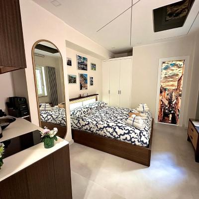 Serenity (228 Corso Vittorio Emanuele 80132 Naples)