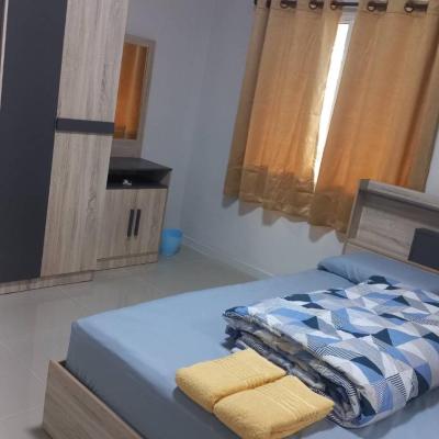 CG BNB HOTEL (414/17 san sai kao  road, San Sai Village Village, Moo. 3, San Sai Noi Subdistrict San Sai District, Chiang Mai Province 50210 50210 Chiang Mai)