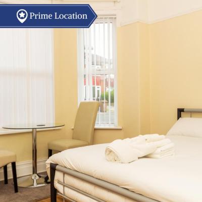 Lovely Suite 1 - Private Room in Eccles (Chadwick Rd M30 0WU Manchester)