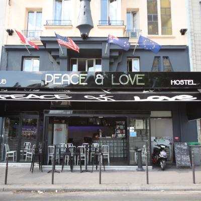 Peace & Love Hostel (245 Rue La Fayette 75010 Paris)