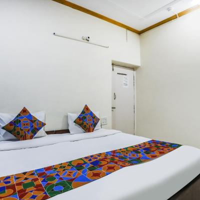 FabExpress Grand Resort (Taj East Gate Road 282001 Agra)