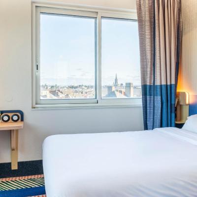 B&B HOTEL Nantes Centre (10 place Viarme 44000 Nantes)