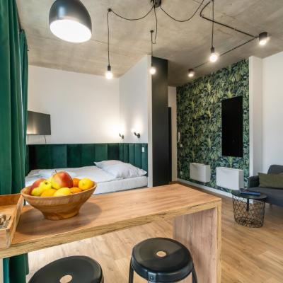 Apartamenty Silver Place (1 Niemierzyńska 71-436 Szczecin)