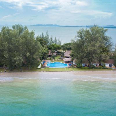 Twin Bay Resort Koh Lanta (410 Moo 1, Saladan, Ko Lanta, Krabi 81150 81150 Koh Lanta)