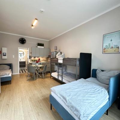 fairAPART Studio-Apartment nähe klein Venedig (Weißenburger Straße 28 EG 13595 Berlin)