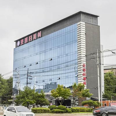 TJ Hotel ( 196, Nambusunhwan-ro, Gangseo-gu 07506 Séoul)