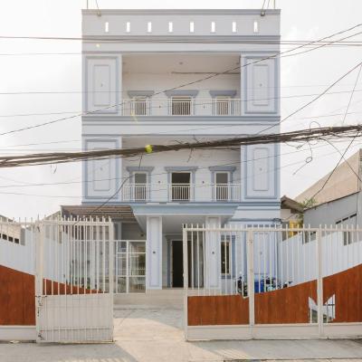 Urbanview Hotel Salam Raya Palmerah by RedDoorz (7 Jalan Salam Raya 11540 Jakarta)