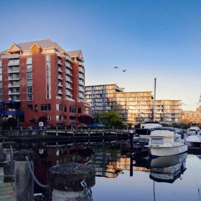 Coast Victoria Hotel & Marina by APA (146 Kingston Street V8V1V4 Victoria)